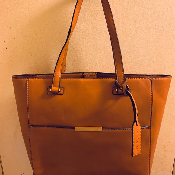 Purse - Picture 2 of 4